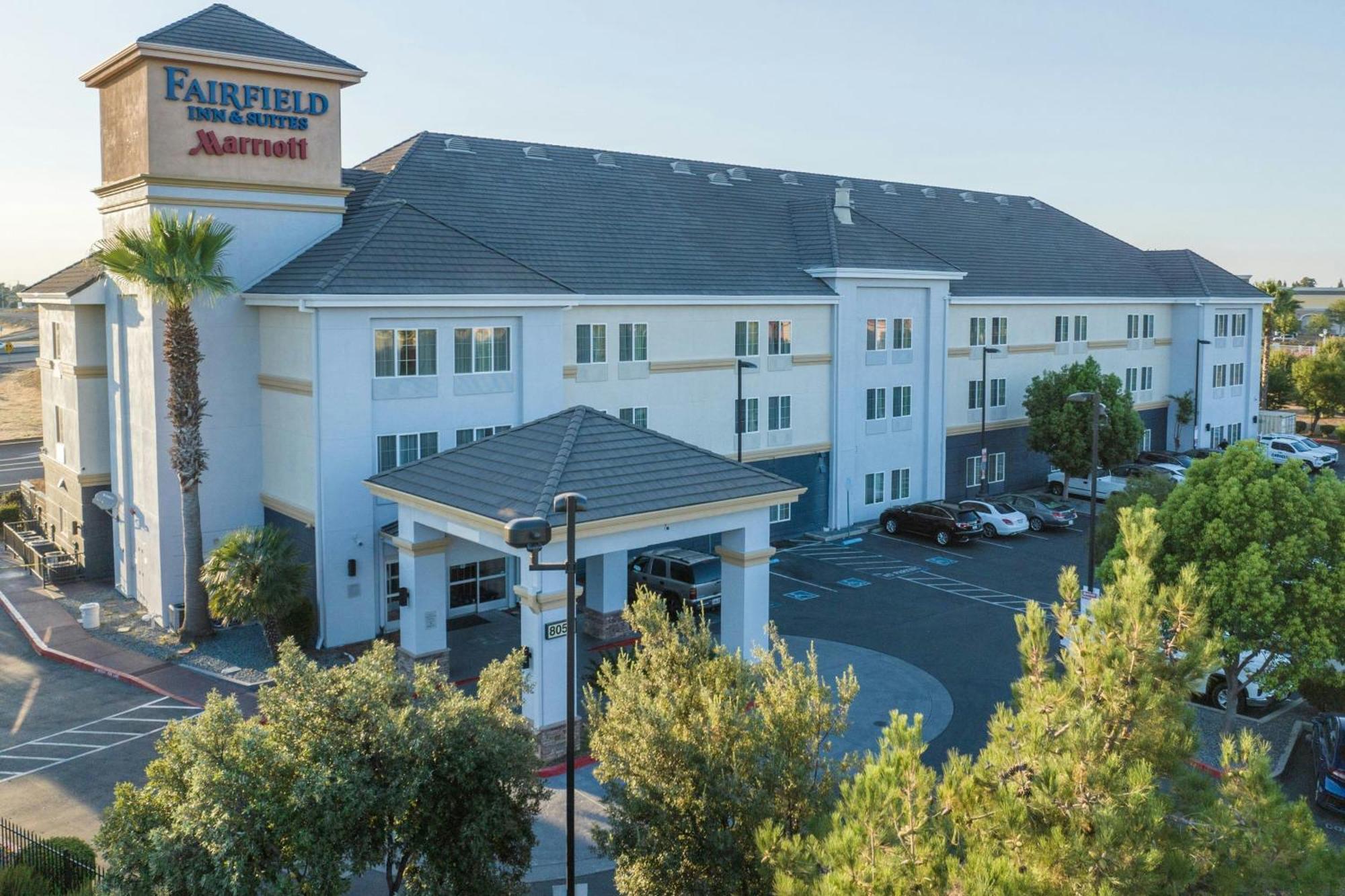 Fairfield Inn And Suites By Marriott Elk Grove Extérieur photo